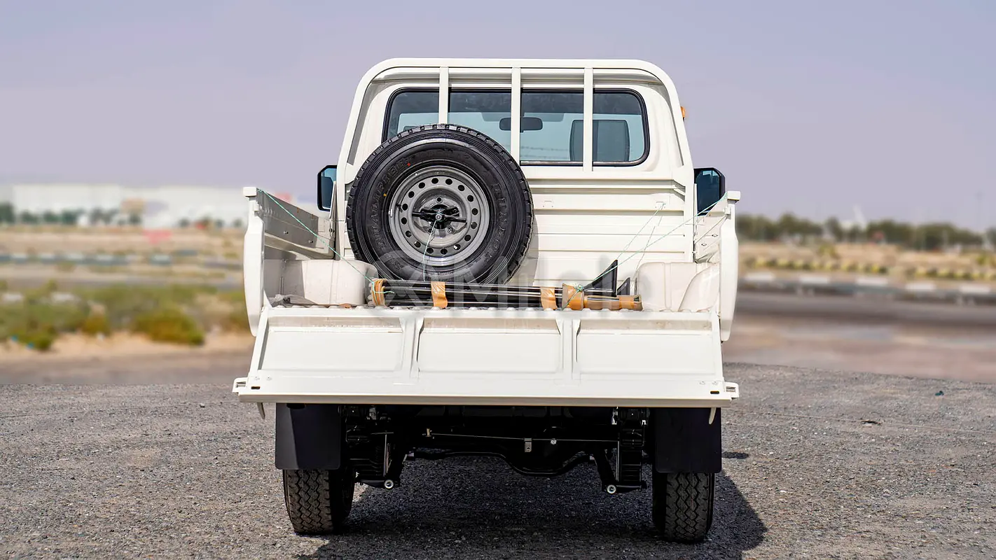Toyota Land Cruiser 70 Series, 2026 — фото 10 из 10