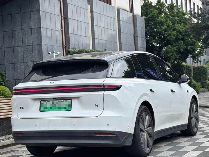 LiXiang i6, 2026 — фото 3 из 9