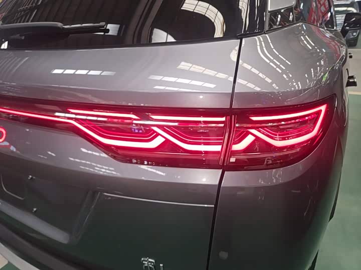BYD Song L DM-i Hybrid, 2024 — фото 8 из 9