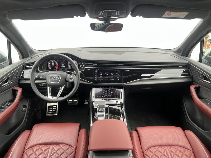 Audi SQ7, 2024 — фото 7 из 11