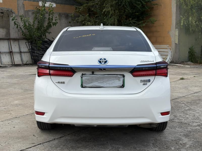 Toyota Corolla Hybrid, 2022 — фото 5 из 10