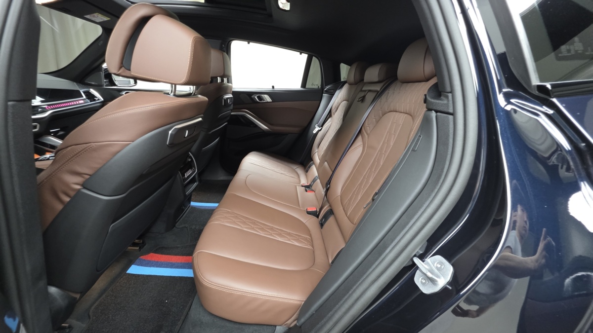 BMW X6, 2025 — фото 12 из 12
