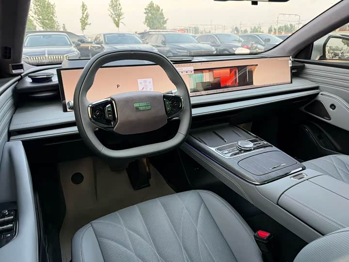 Geely Galaxy E8, 2024 — фото 6 из 9