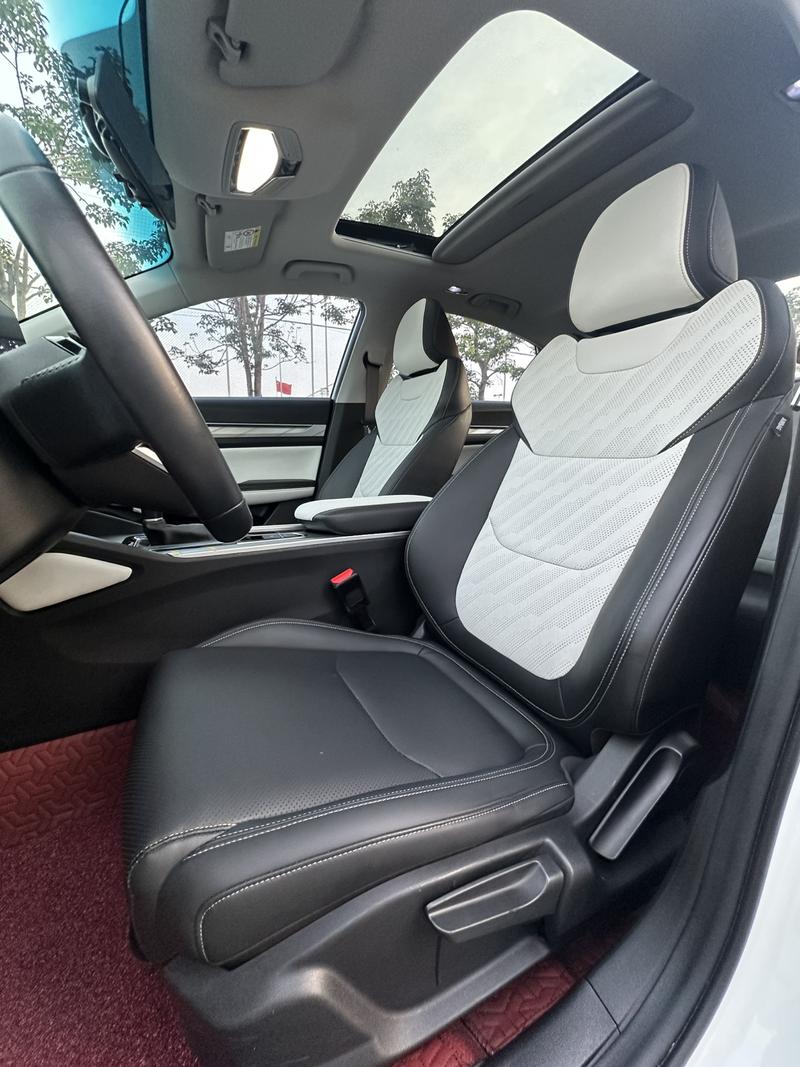 Geely Emgrand L, 2022 — фото 10 из 11