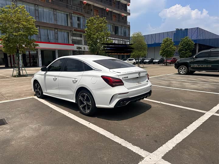 MG Motor 5 Scorpio, 2023 — фото 5 из 9