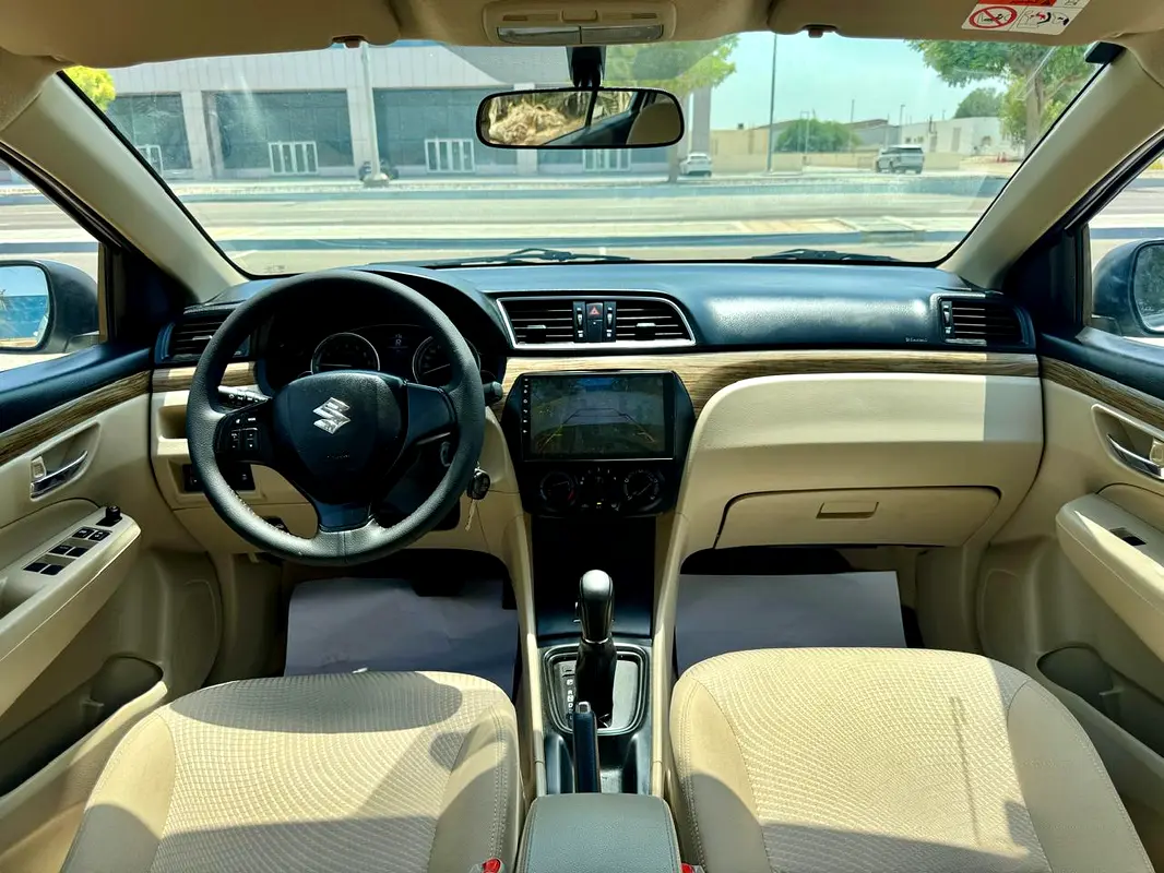 Suzuki Ciaz, 2023 — фото 8 из 10
