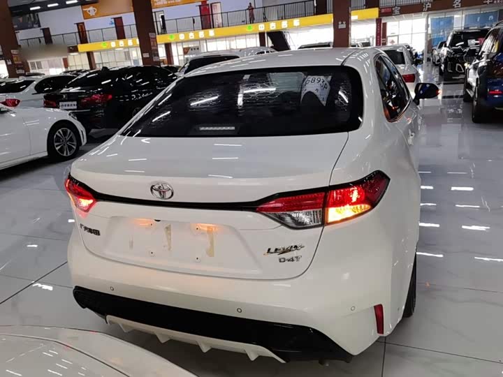 Toyota Levin, 2022 — фото 6 из 9