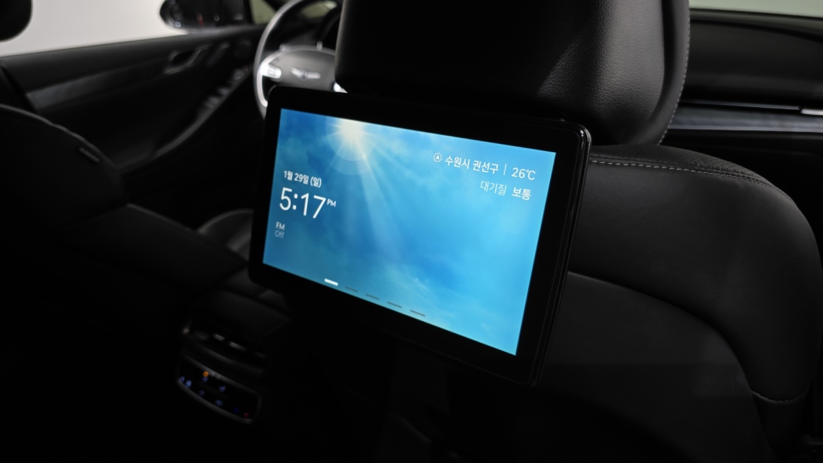 Genesis G80, 2023 — фото 11 из 12