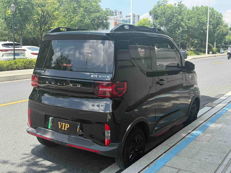 Wuling Mini EV, 2022 — фото 5 из 11
