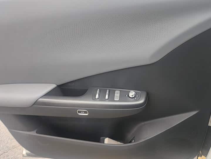 Dongfeng Yipai Nano 06, 2025 — фото 7 из 9