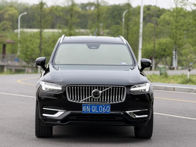 Volvo XC90, 2023 — фото 2 из 12