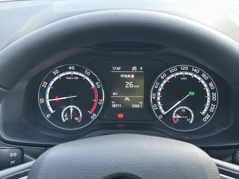 Skoda Karoq, 2021 — фото 9 из 12