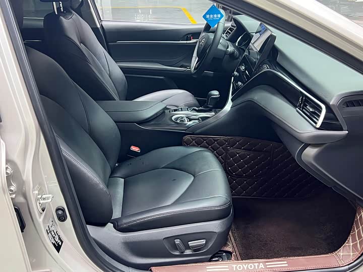 Toyota Camry, 2022 — фото 9 из 9
