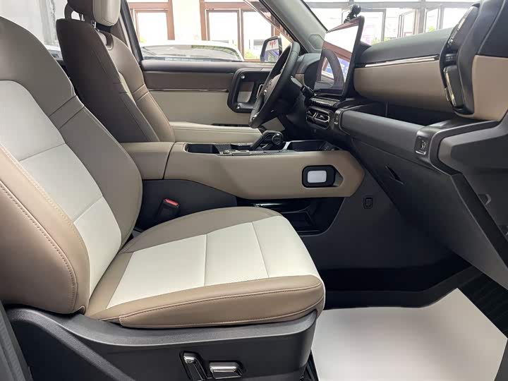 Haval H-Dog Hybrid, 2023 — фото 4 из 9