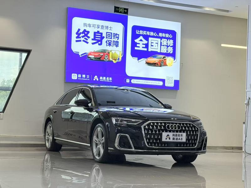 Audi A8, 2022 — фото 3 из 12