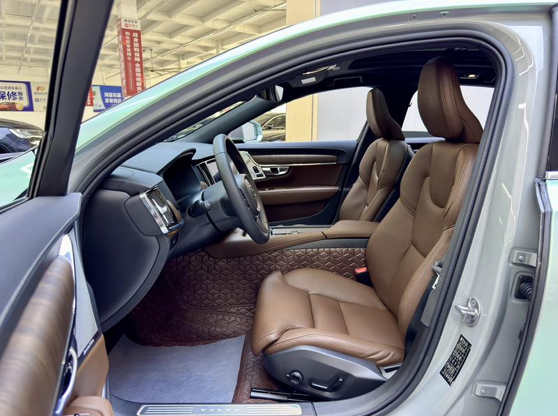 Volvo S90, 2023 — фото 8 из 12