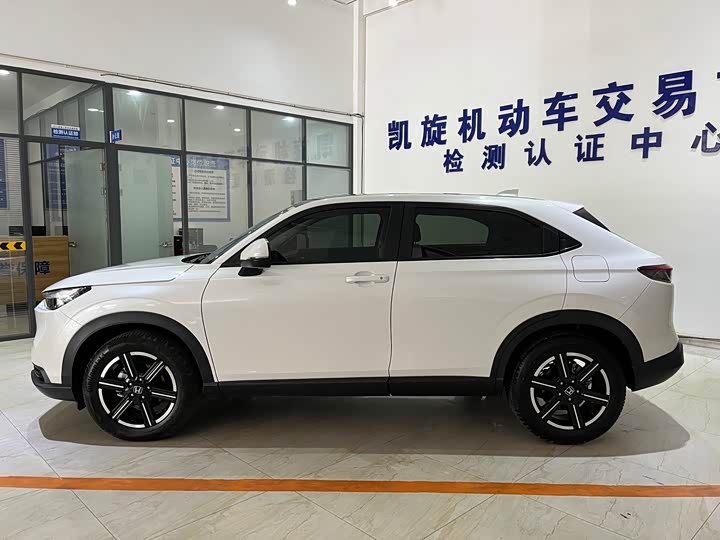 Honda Vezel, 2023 — фото 7 из 9