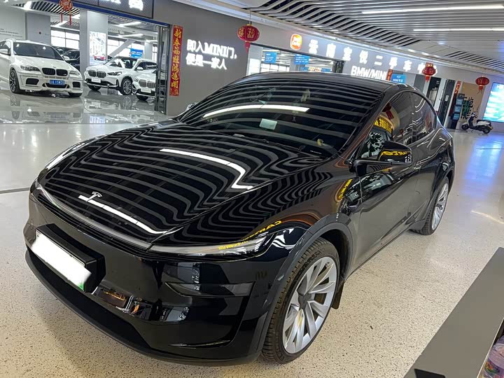 Tesla Model Y, 2026 — купить в Казани под ключ