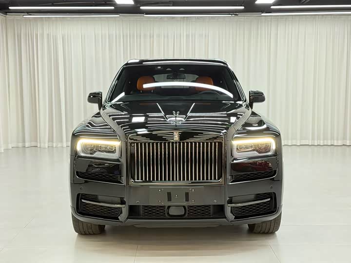 Rolls-Royce Cullinan, 2022 — фото 2 из 9