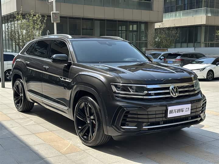 Volkswagen Teramont X, 2022 — фото 5 из 9