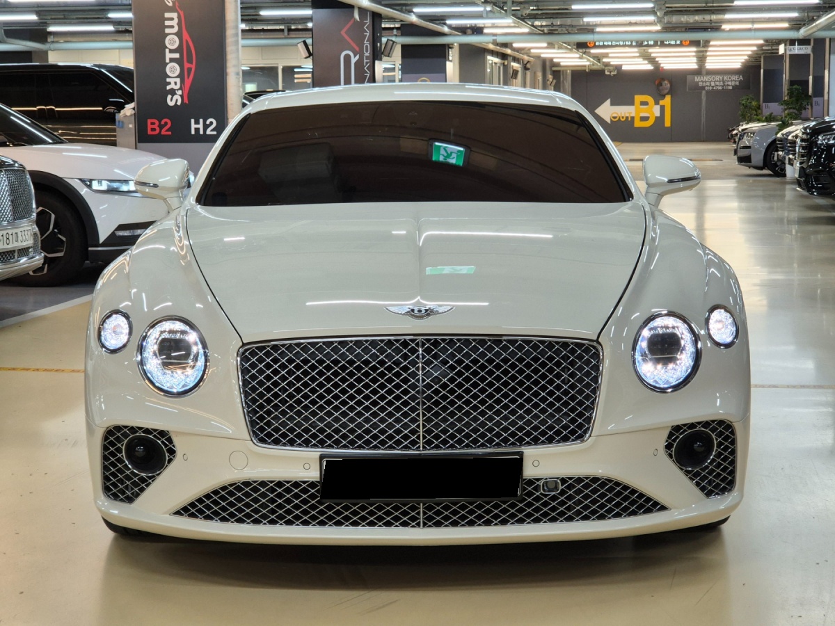 Bentley Continental GT, 2022 — фото 2 из 12