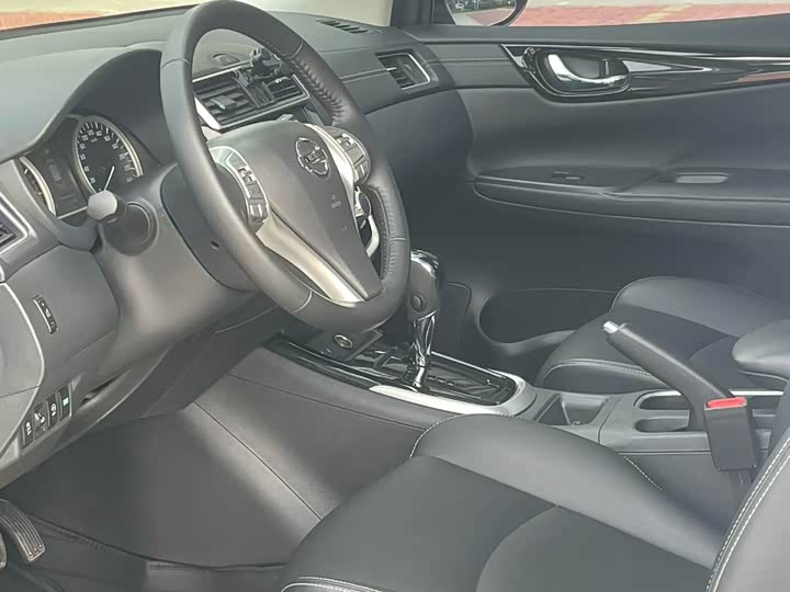 Nissan Tiida, 2023 — фото 4 из 9