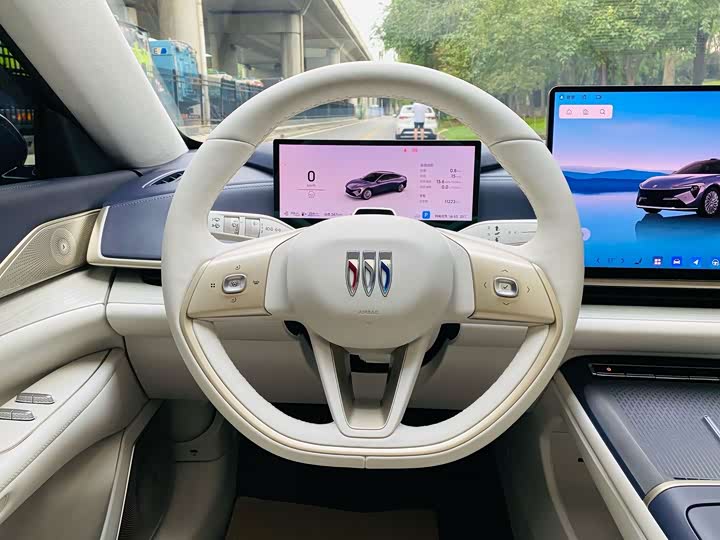 Buick Electra L7, 2025 — фото 6 из 9