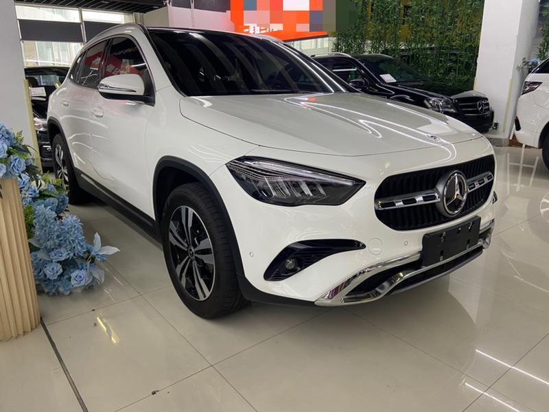 Mercedes-Benz GLA-Class, 2023 — фото 3 из 12