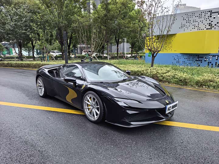 Ferrari SF90, 2023 — купить в Москве под ключ