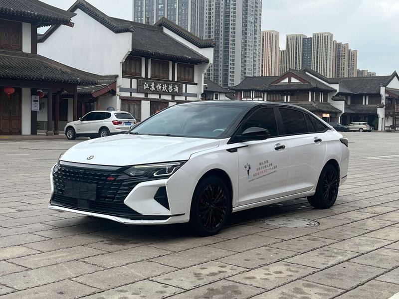 Dongfeng Aeolus Yixuan Max, 2022 — купить в Воронеже под ключ