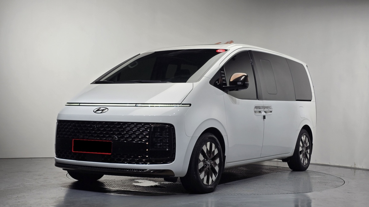 Hyundai Staria, 2022 — купить в Оренбурге под ключ