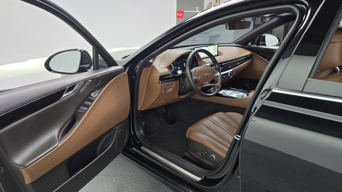 Genesis G80, 2022 — фото 10 из 12