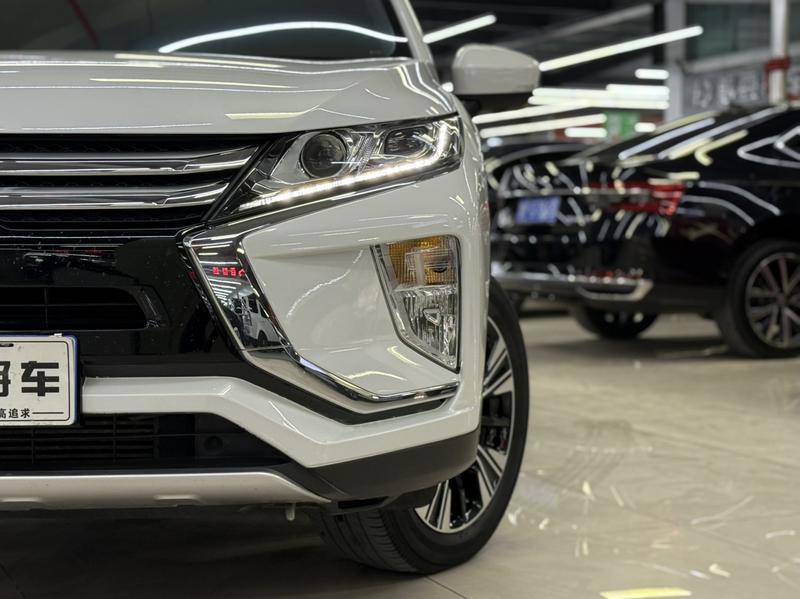 Mitsubishi Eclipse Cross, 2022 — фото 5 из 12