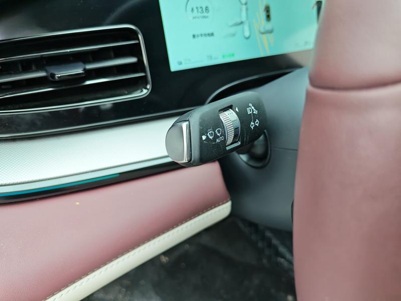 BYD Seal 07 EV, 2026 — фото 11 из 12