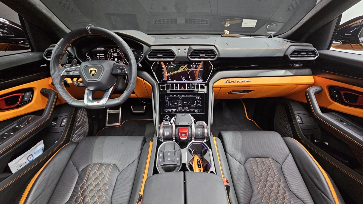 Lamborghini Urus, 2024 — фото 6 из 12