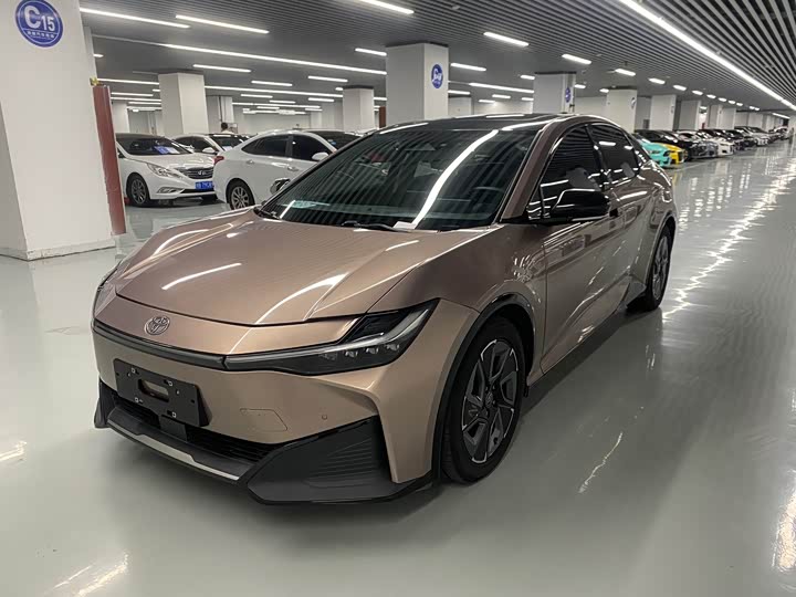 Toyota bZ3, 2023 — фото 3 из 9