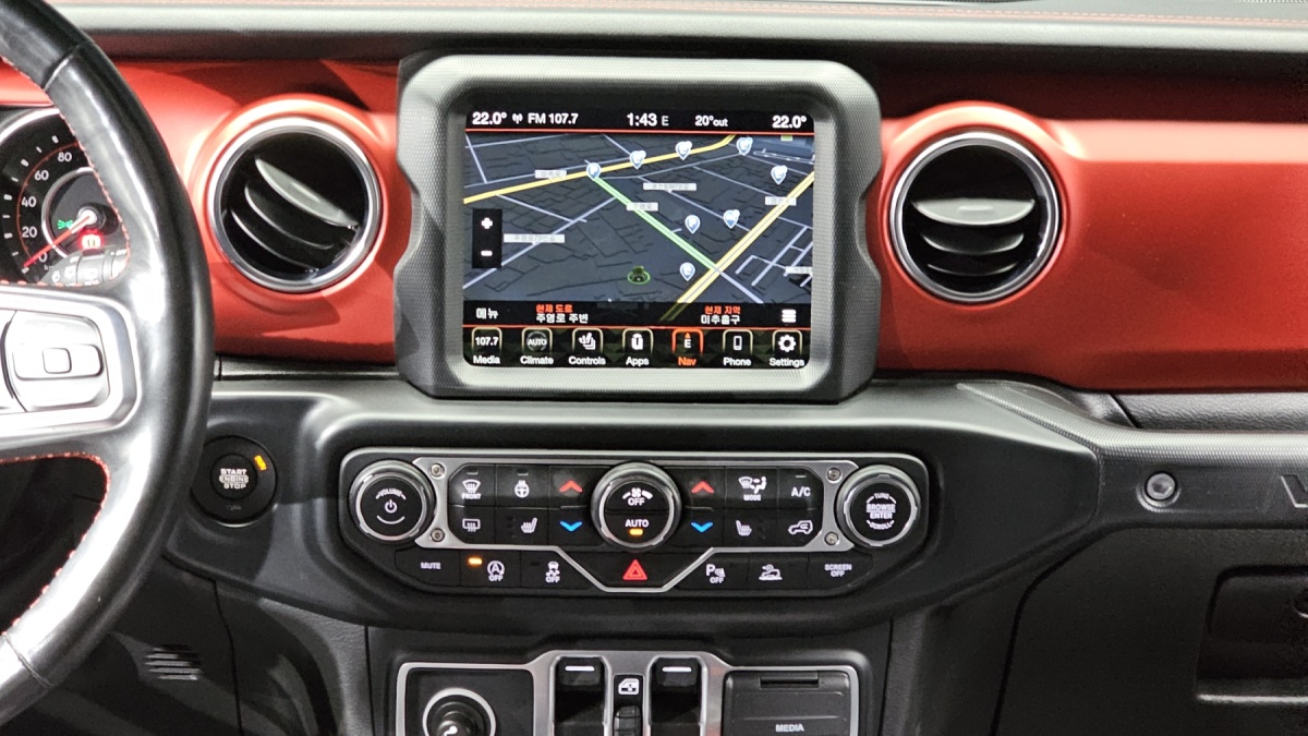 Jeep Wrangler, 2022 — фото 12 из 12