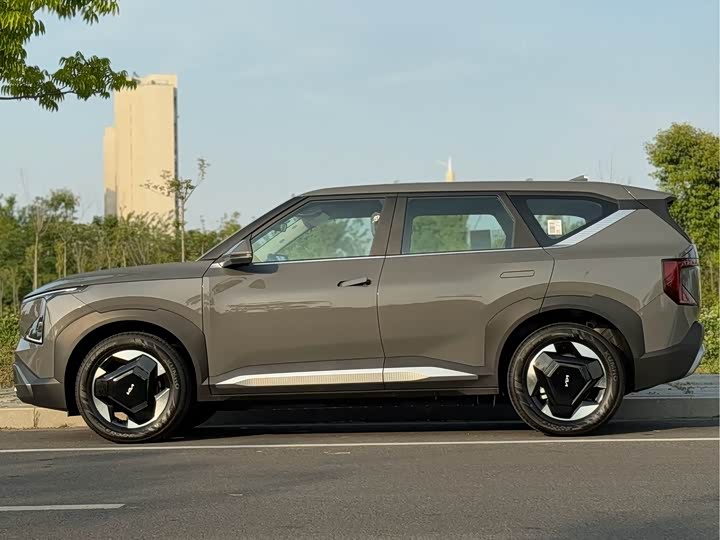 Kia EV5, 2026 — фото 4 из 9