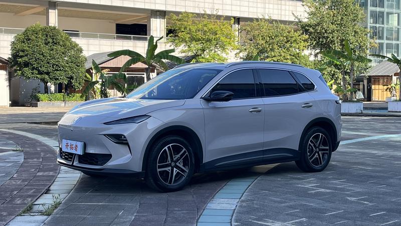 MG Motor ES5, 2024 — купить в Пензе под ключ
