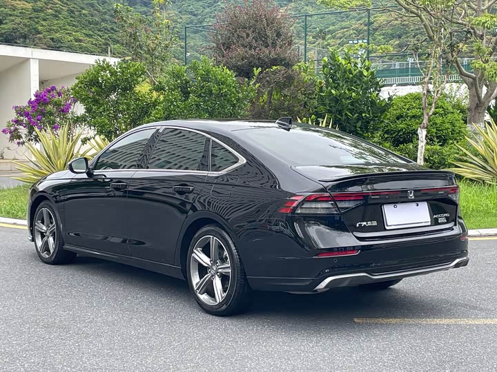 Honda Accord, 2024 — фото 3 из 9