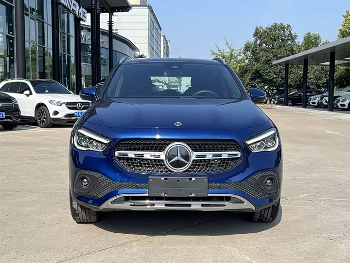 Mercedes-Benz GLA-Class, 2023 — фото 2 из 9