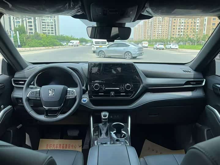Toyota Crown Kluger, 2023 — фото 5 из 9