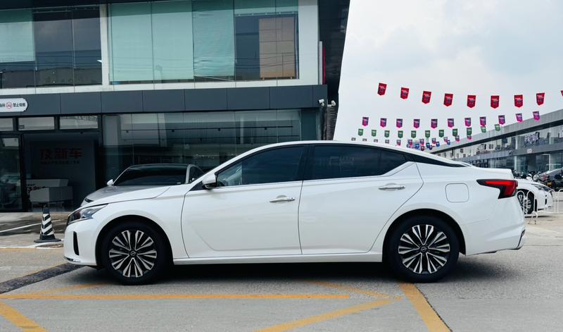 Nissan Teana, 2025 — фото 3 из 12