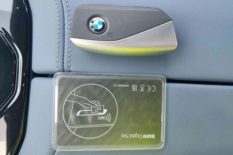 BMW i5, 2025 — фото 7 из 12