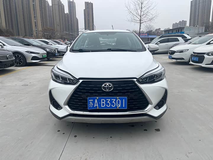 Toyota Yaris L Hatchback, 2022 — фото 2 из 9