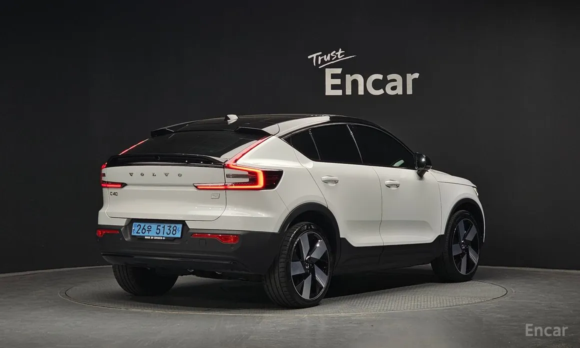 Volvo C40, 2022 — фото 2 из 12
