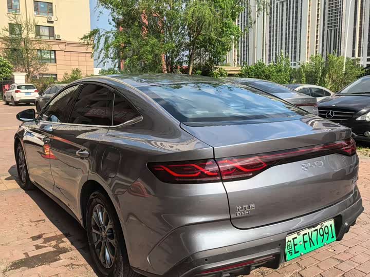 BYD Qin L, 2024 — фото 7 из 9