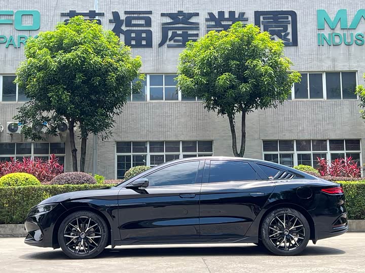 BYD Han, 2024 — фото 3 из 9