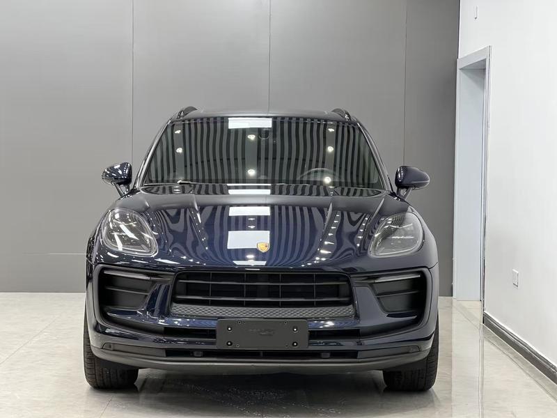 Porsche Macan, 2023 — фото 2 из 12