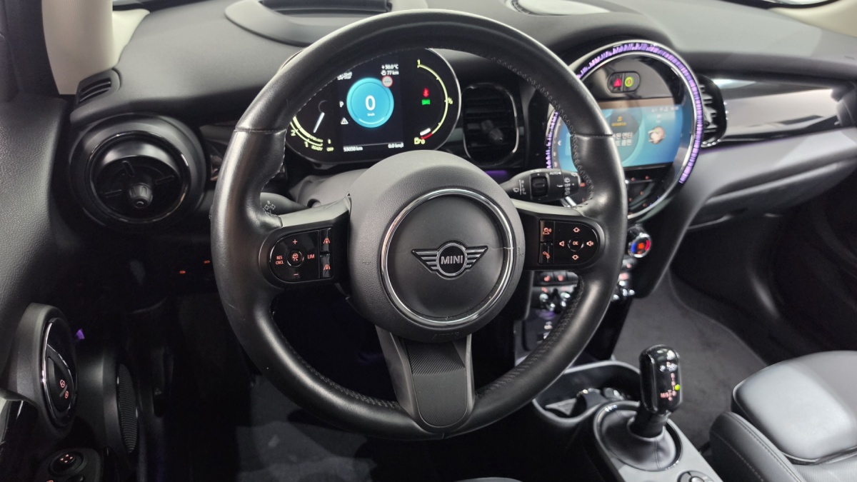 Mini Cooper, 2021 — фото 12 из 12